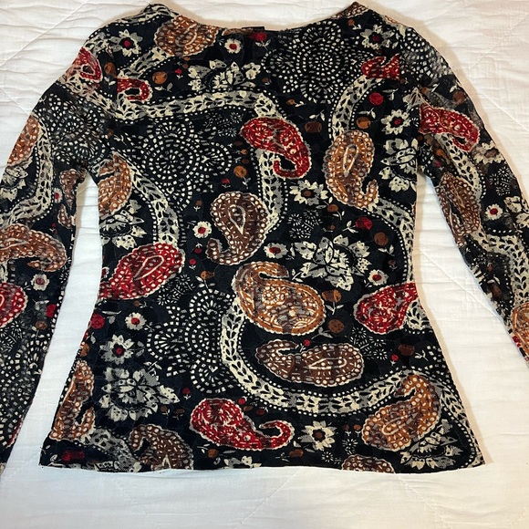 Cute multi-patterned blouse - Picture 4 of 4